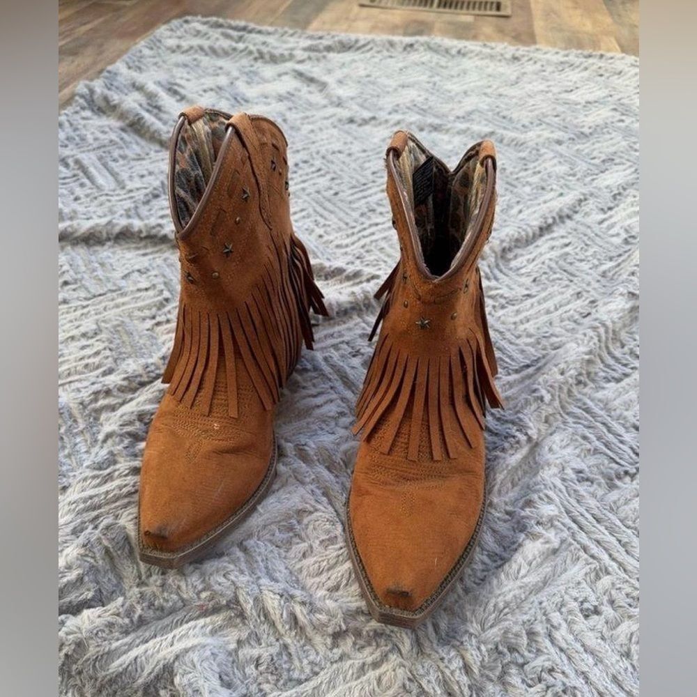 Dingo Fringed Western Ankle Boots in Brown Size 6.5